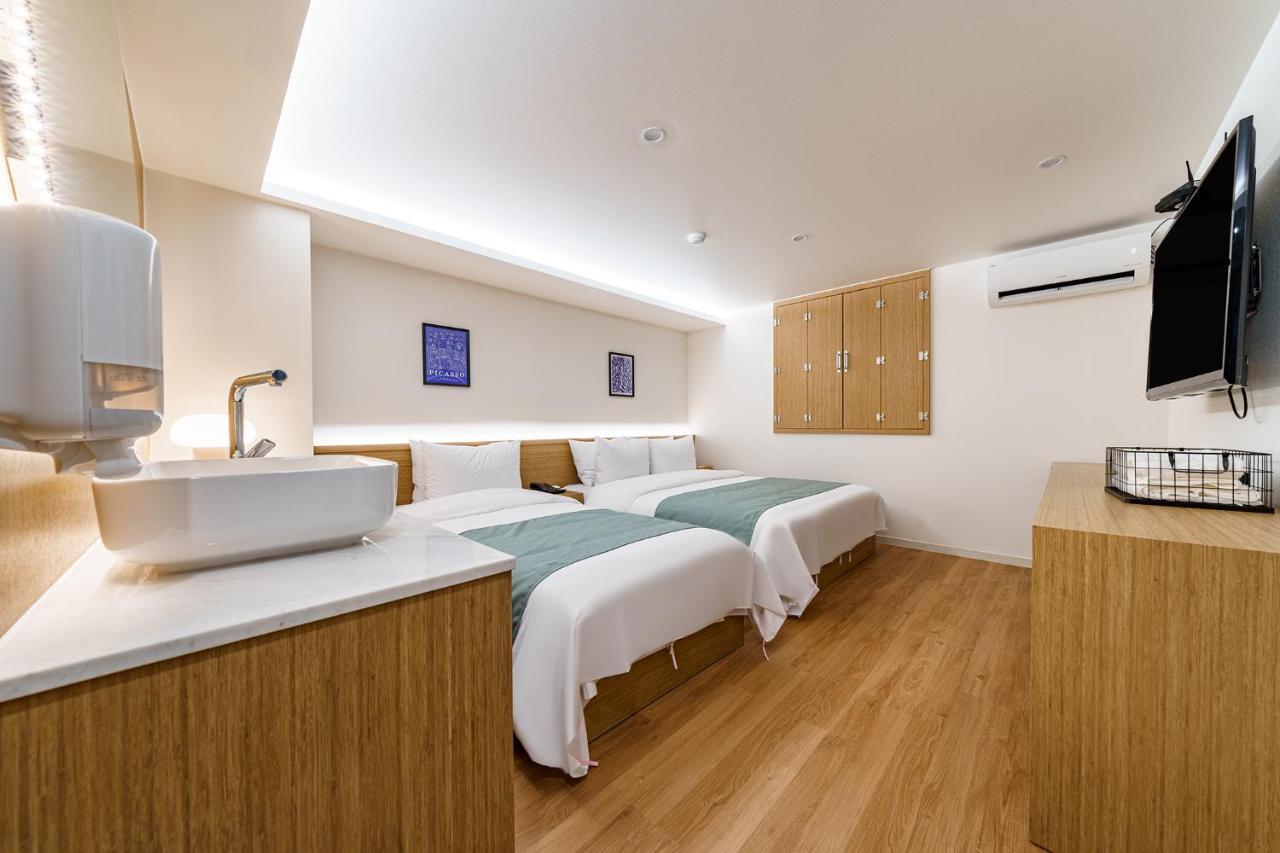 25Hours Hotel Пусан Екстериор снимка